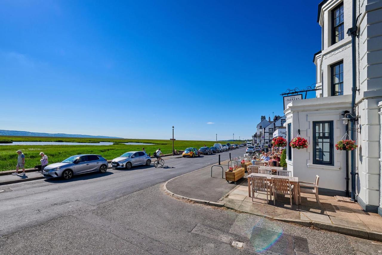 The Ship Hotel Parkgate  Exterior foto
